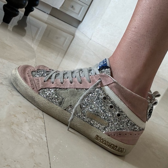💖💖 AUTHENTIC GOLDEN GOOSE SNEAKERS -LMITED EDITION 💖💖 - Picture 6 of 7